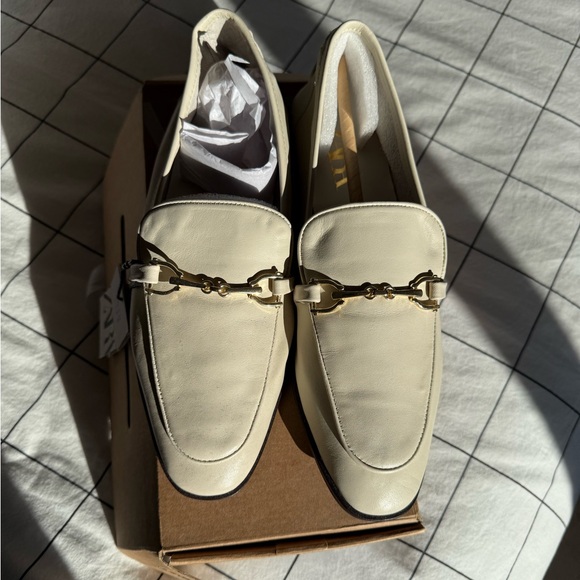 Zara Loafers - Picture 2 of 6